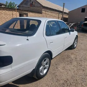 Toyota Camry 1995