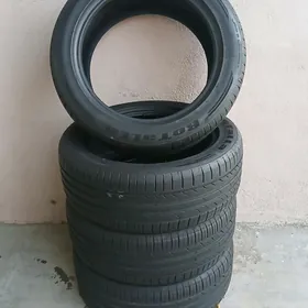 235/50/R18