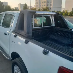 Toyota Hilux 2012
