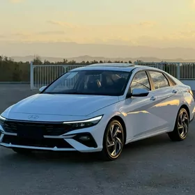 Hyundai Elantra 2025