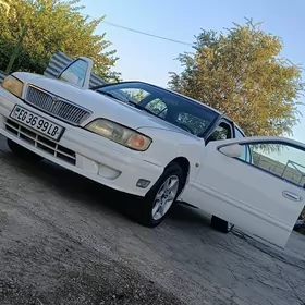 Nissan Maxima 1998