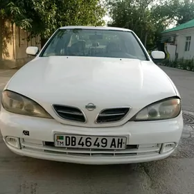 Nissan Primera 2001