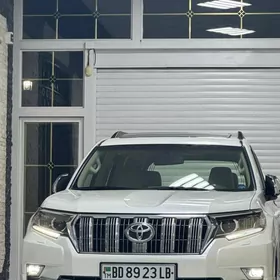 Toyota Land Cruiser Prado 2021