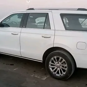 Ford Expedition 2021