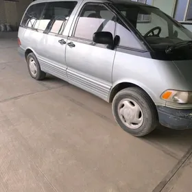 Toyota Previa 1992