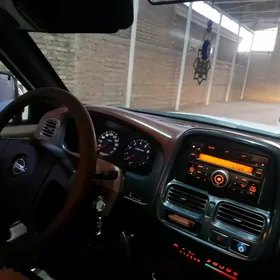 Nissan Navara 2011