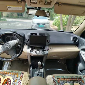 Toyota RAV4 2009