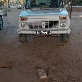 Lada Niva 1990