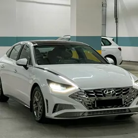Hyundai Sonata 2021