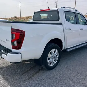 Nissan Navara 2024