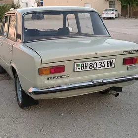Lada 2104 1980