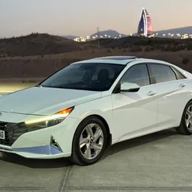 Hyundai Elantra 2021