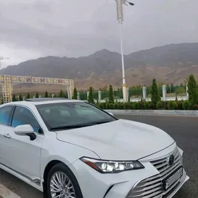 Toyota Avalon 2019