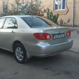 Toyota Corolla 2003