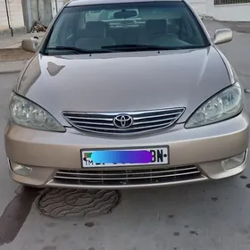 Toyota Camry 2004