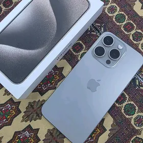 Iphone 15 pro 93%