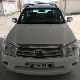 Toyota Fortuner 2006