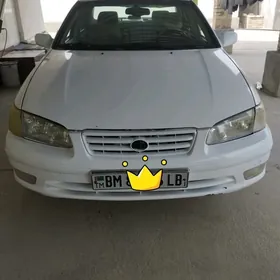 Toyota Camry 2000