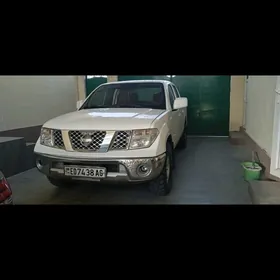 Nissan Navara 2012