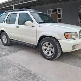 Nissan Pathfinder 2002