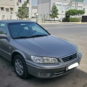 Toyota Camry 1999