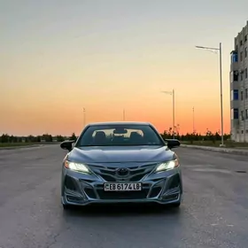 Toyota Camry 2020