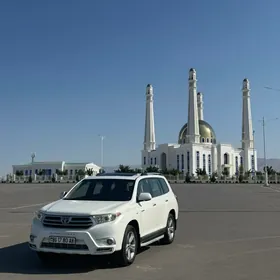 Toyota Highlander 2013