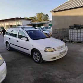 Opel Astra 2000