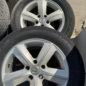 Lexus diska komplekt 16