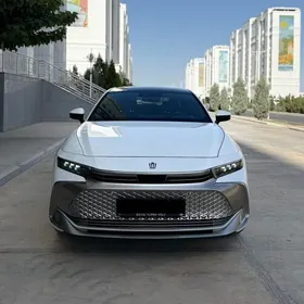 Toyota Crown 2024