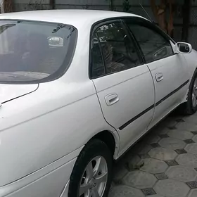 Toyota Carina 1994