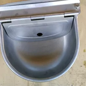 поилка    для коров mallara su