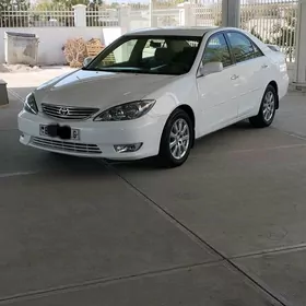 Toyota Camry 2005