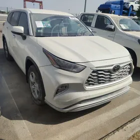 Toyota Highlander 2021
