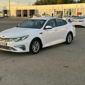 Kia Optima 2020
