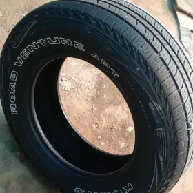 255.65R17 Kumho