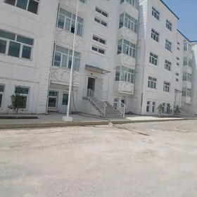Satlyk panel täze jaý