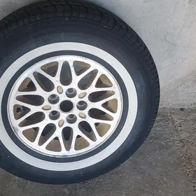 CHAMPIRO P235/75R15