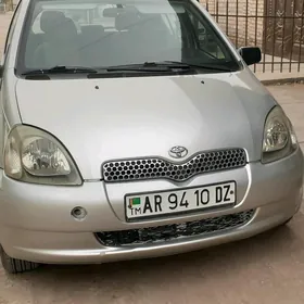 Toyota Yaris 1999