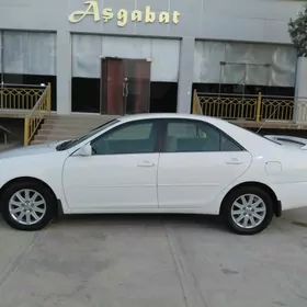 Toyota Camry 2004