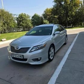 Toyota Camry 2011