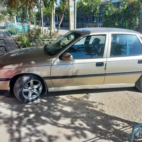 Opel Vectra 1992