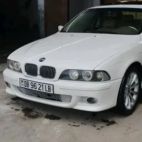 BMW E39 2001