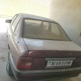 Opel Vectra 1992