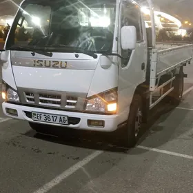 Isuzu Elf 2012