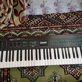 YAMAHA DX21