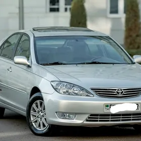 Toyota Camry 2004