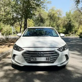 Hyundai Elantra 2016
