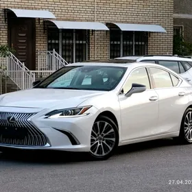 Lexus ES 350 2019