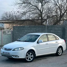 Daewoo Gentra 2013